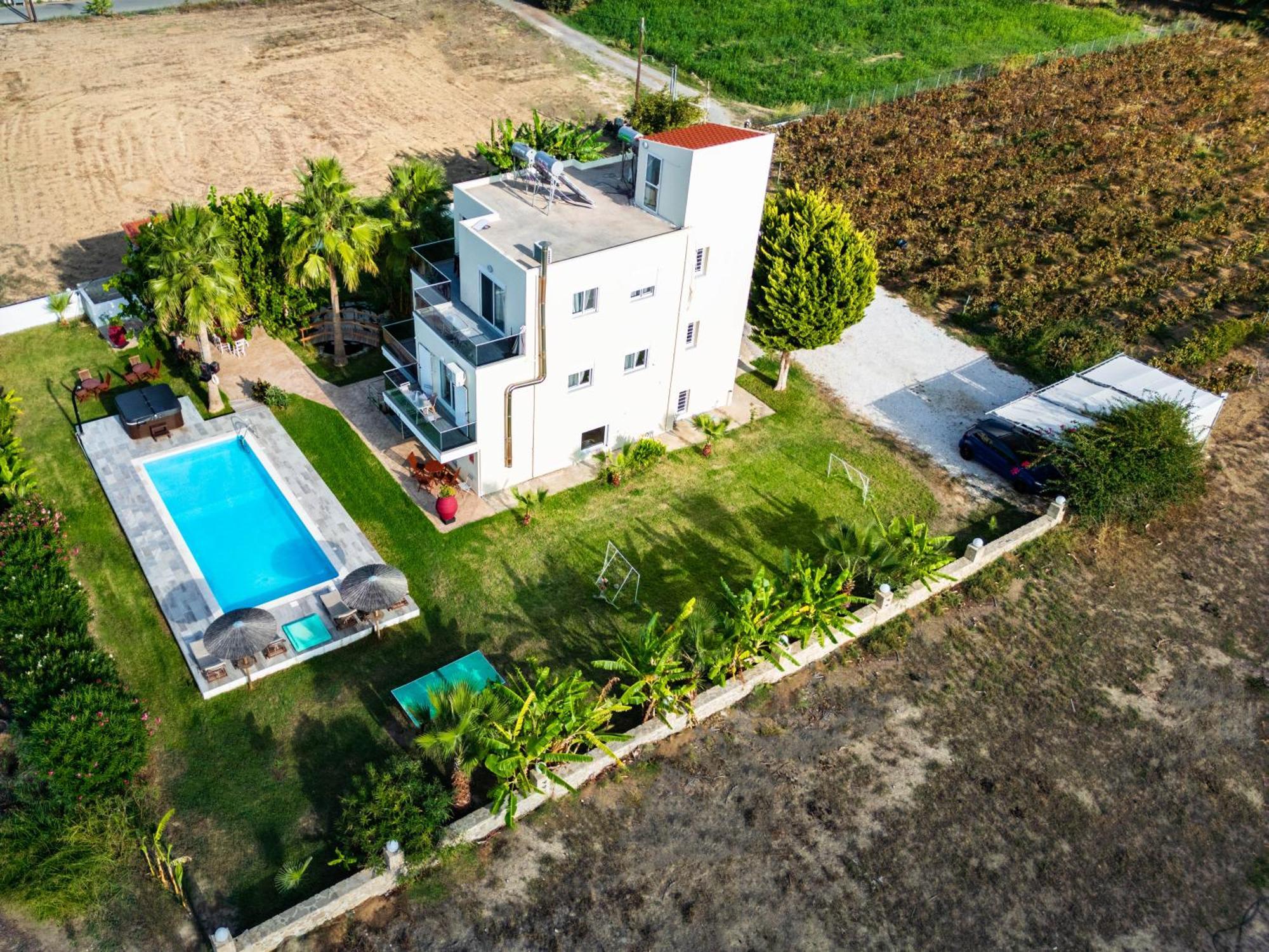Martimi Apartments - 200M From Drapanias Beach - Pool - Hot Tub - Sauna - Bbq กิสเซมอส ภายนอก รูปภาพ