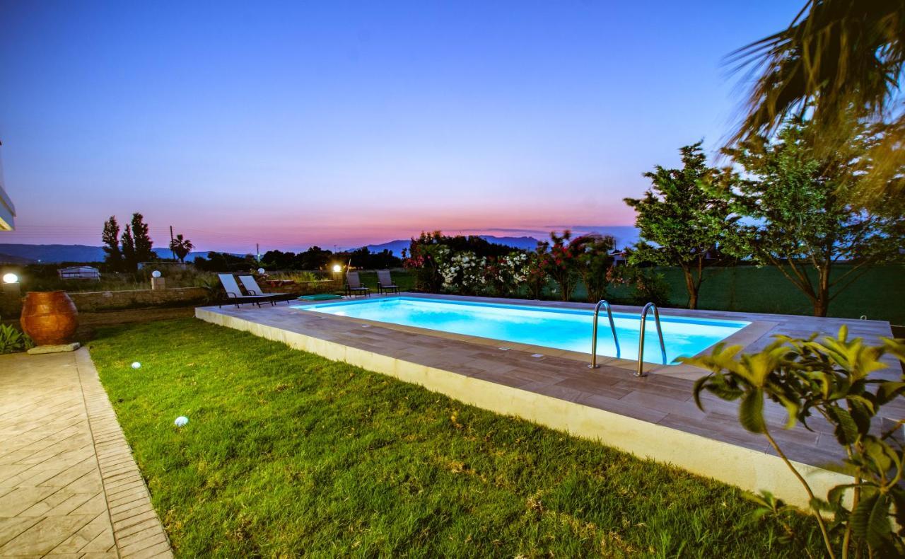 Martimi Apartments - 200M From Drapanias Beach - Pool - Hot Tub - Sauna - Bbq กิสเซมอส ภายนอก รูปภาพ