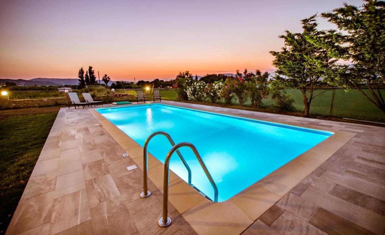 Martimi Apartments - 200M From Drapanias Beach - Pool - Hot Tub - Sauna - Bbq กิสเซมอส ภายนอก รูปภาพ